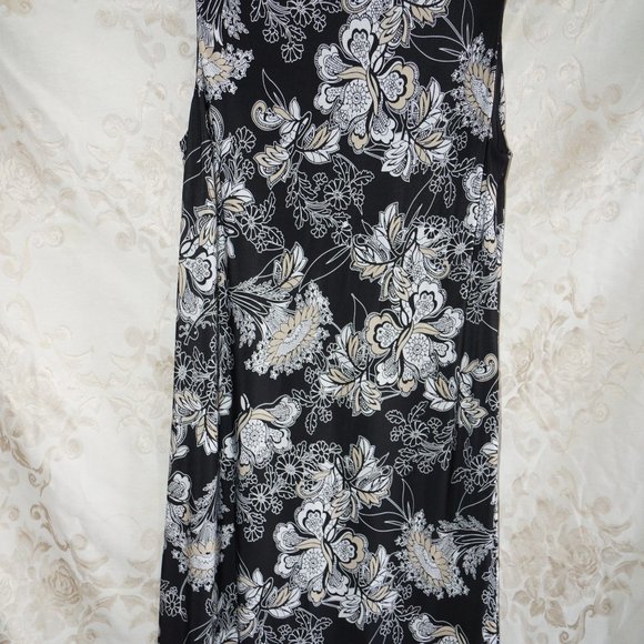 WOMEN'S DRESS - Picture 3 of 3